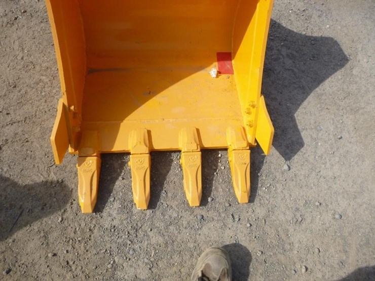 caterpillar-305-image-6