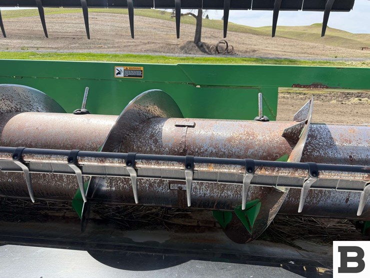 john-deere-635f-image-10