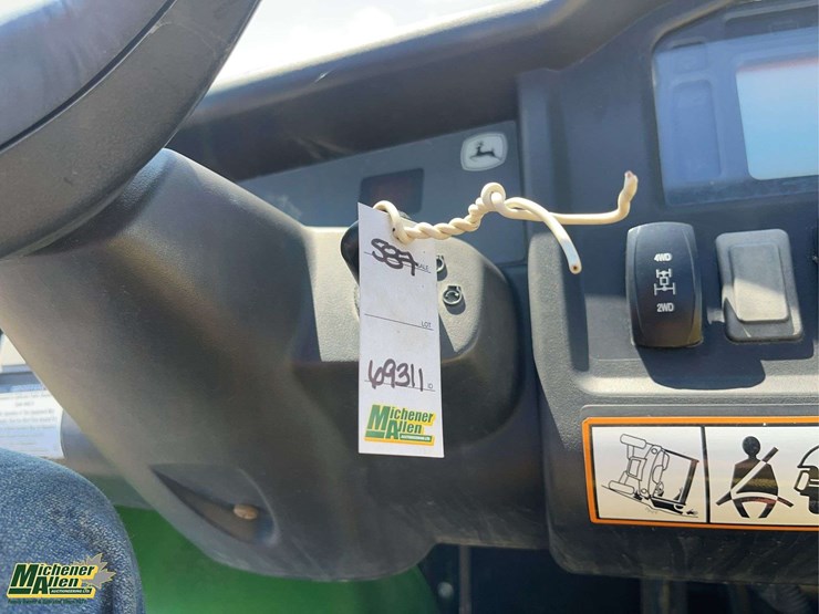 2016-john-deere-625-image-16
