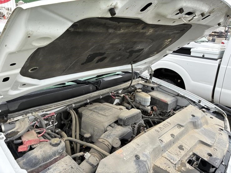 2012-gmc-3500hd-image-7