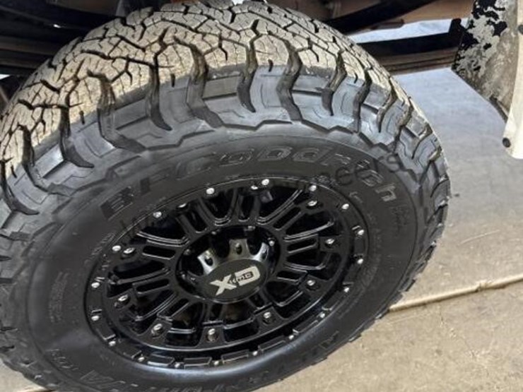 2016-ford-f350-image-13