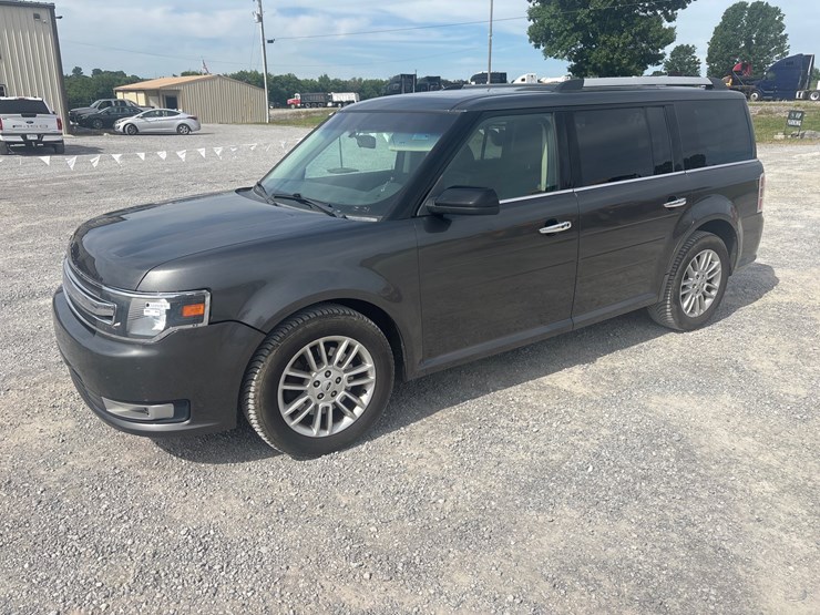 2015-ford-flex-image-1
