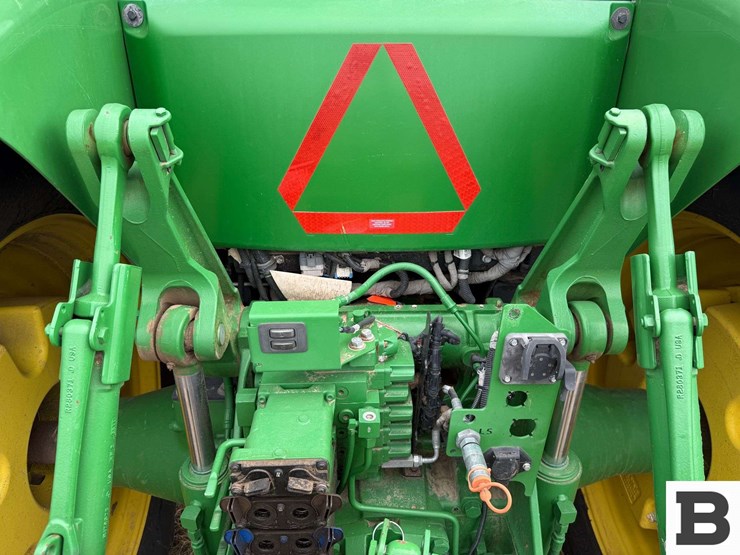 2018-john-deere-8270r-image-35
