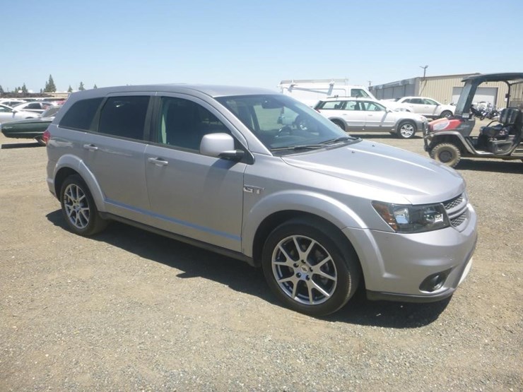 2018-dodge-journey-image-2
