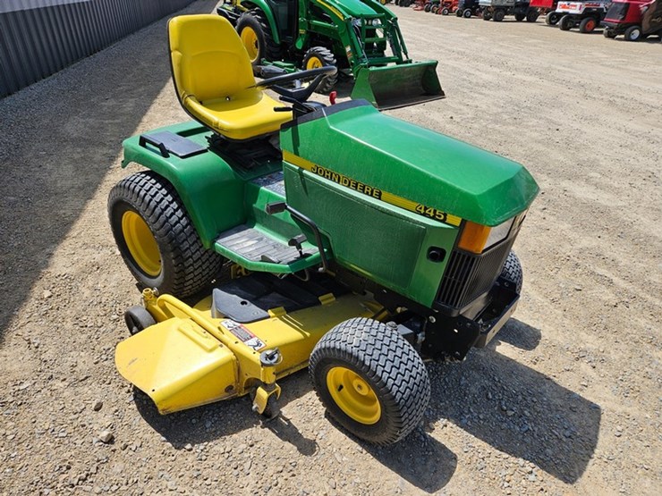 john-deere-445-image-7