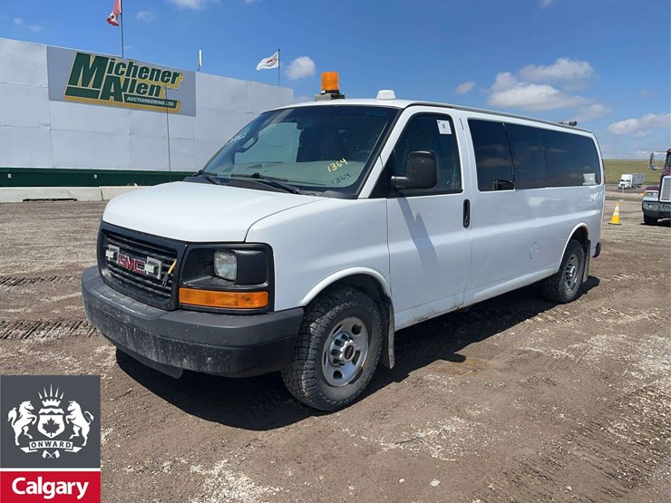 2016-gmc-3500-image-1