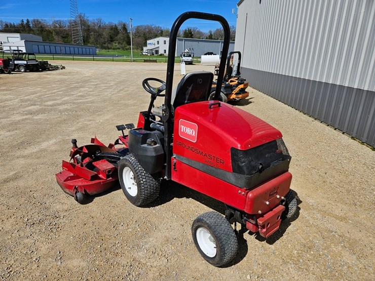 toro-groundsmaster3280d-image-3