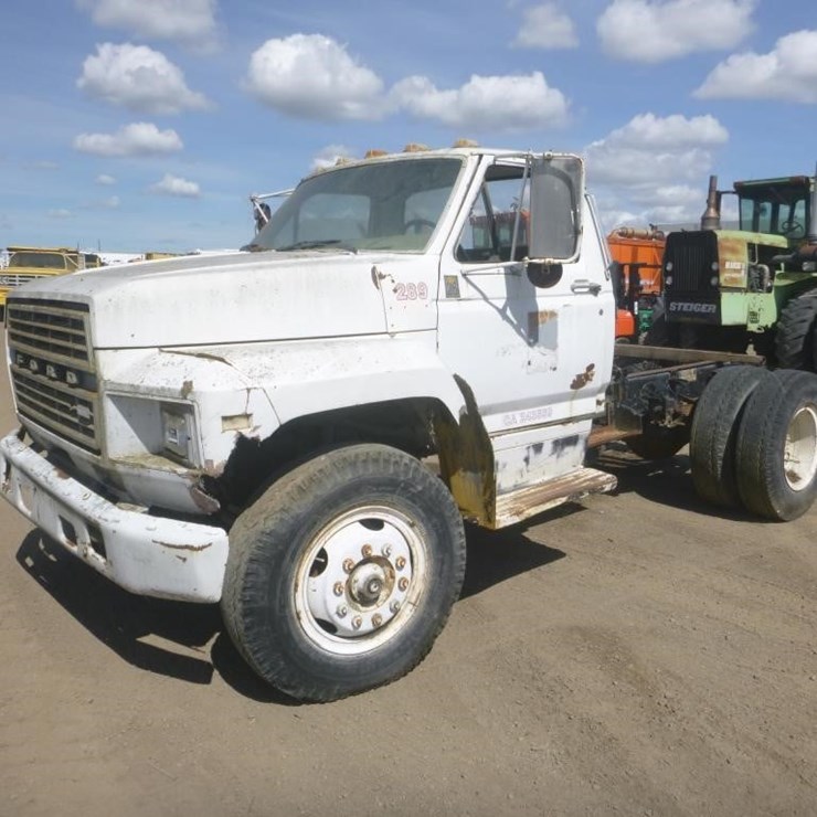 2009 FORD F800