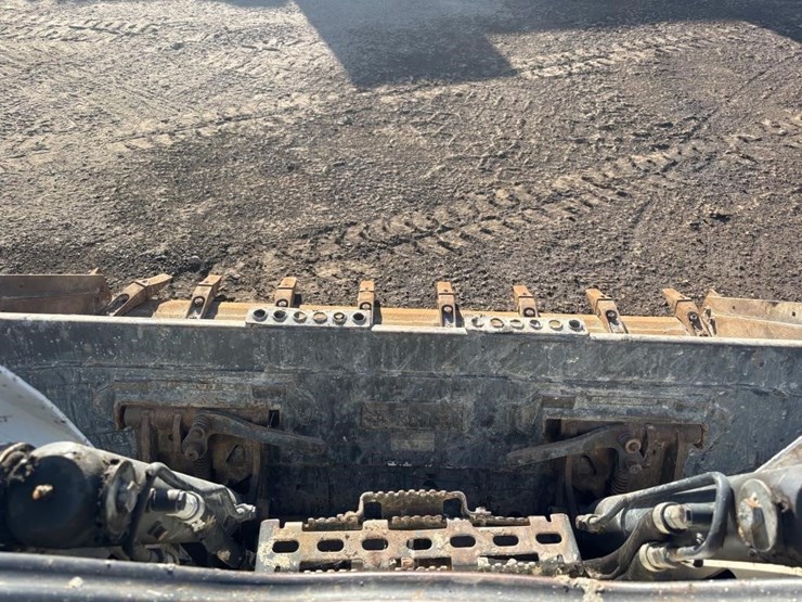 2018-bobcat-t770-image-19