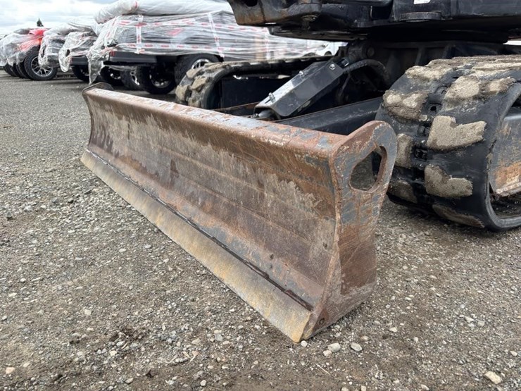 2021-bobcat-e26-image-9