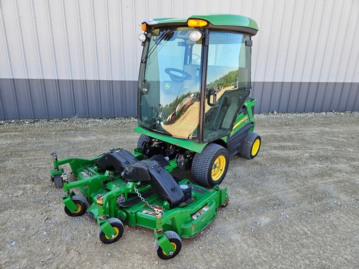 john-deere-1575-image-1