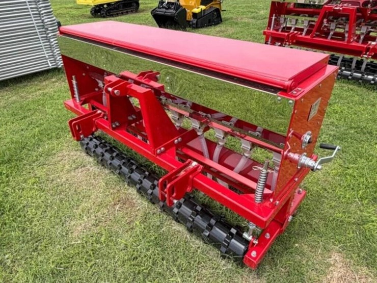 agt--72”-skid-steer/3pt-seeder-image-2