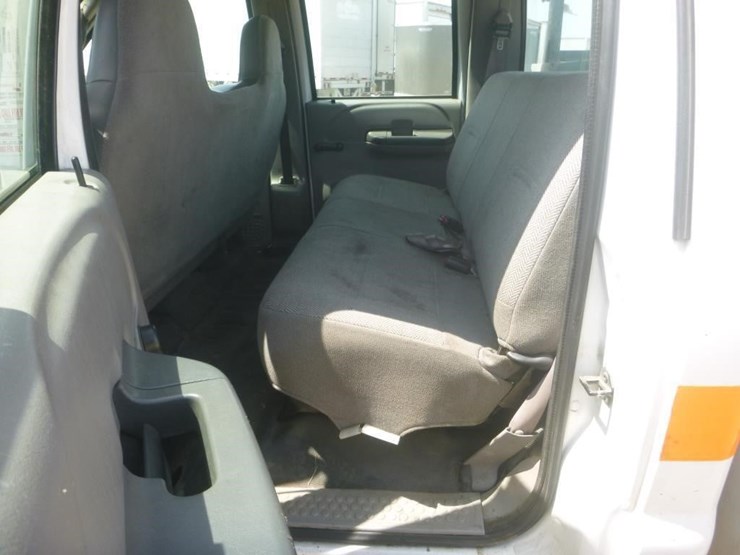 2001-ford-f350-image-10
