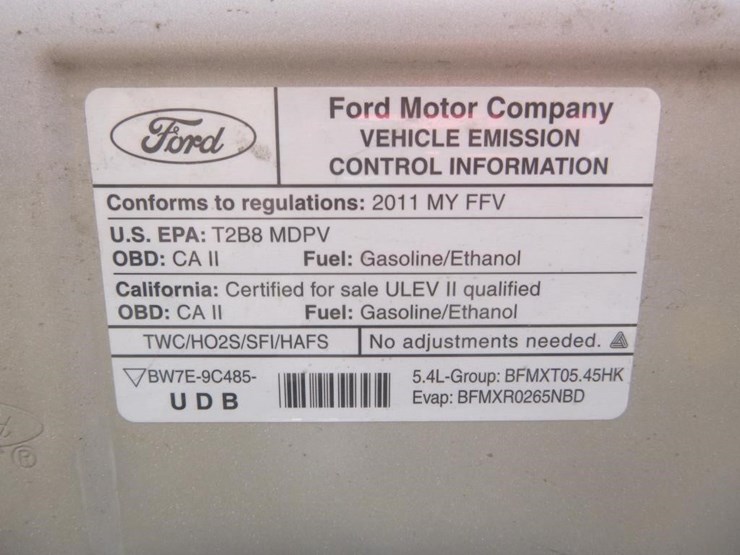 2011-ford-e350-image-23