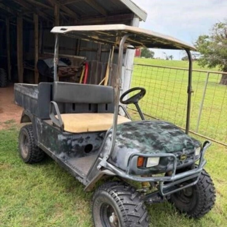 EZ Go Cart Golf Cart