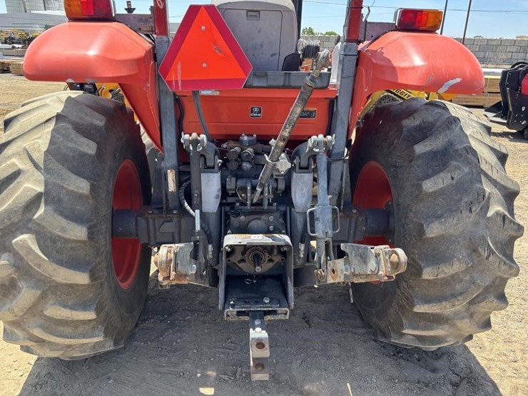 2018-kubota-m5-111d-image-9
