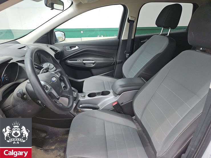2016-ford-escape-image-13