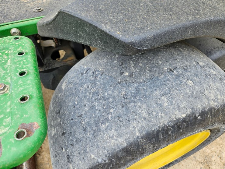 john-deere-2500e-image-13