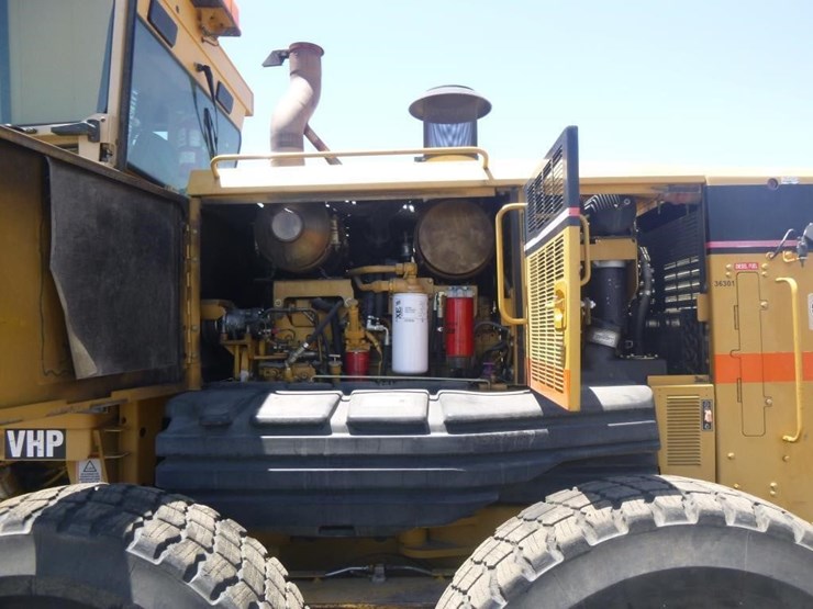 caterpillar-143h-image-21
