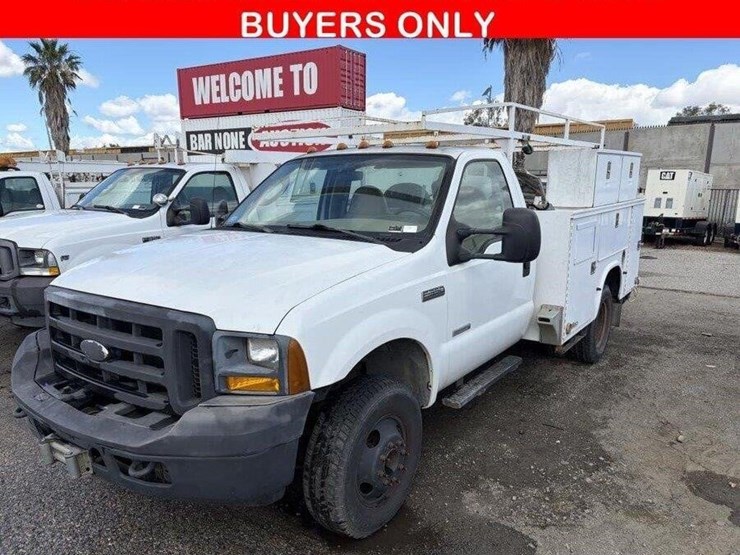 2005-ford-f350-image-1