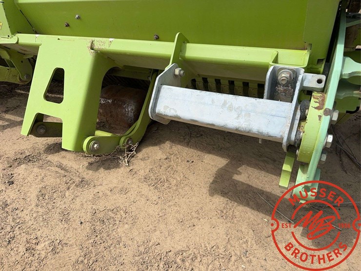 2014-claas-380-image-9