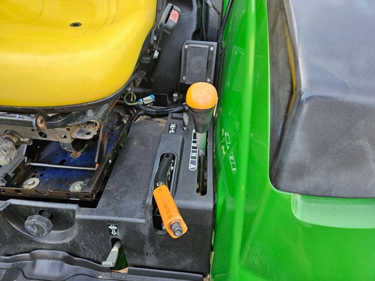 john-deere-4066r-image-27