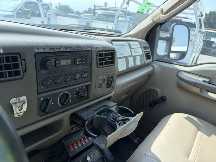 2004-ford-f350-sd-image-14