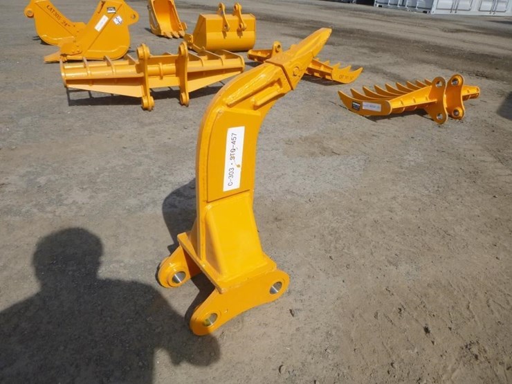 caterpillar-303-image-3