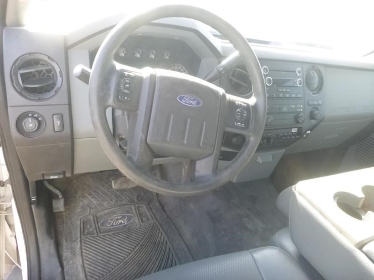 2016-ford-f550-image-34