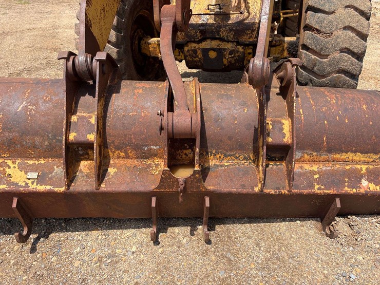 john-deere-444-image-22