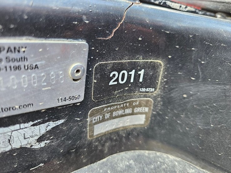 2011-toro-groundsmaster-3500d-image-29