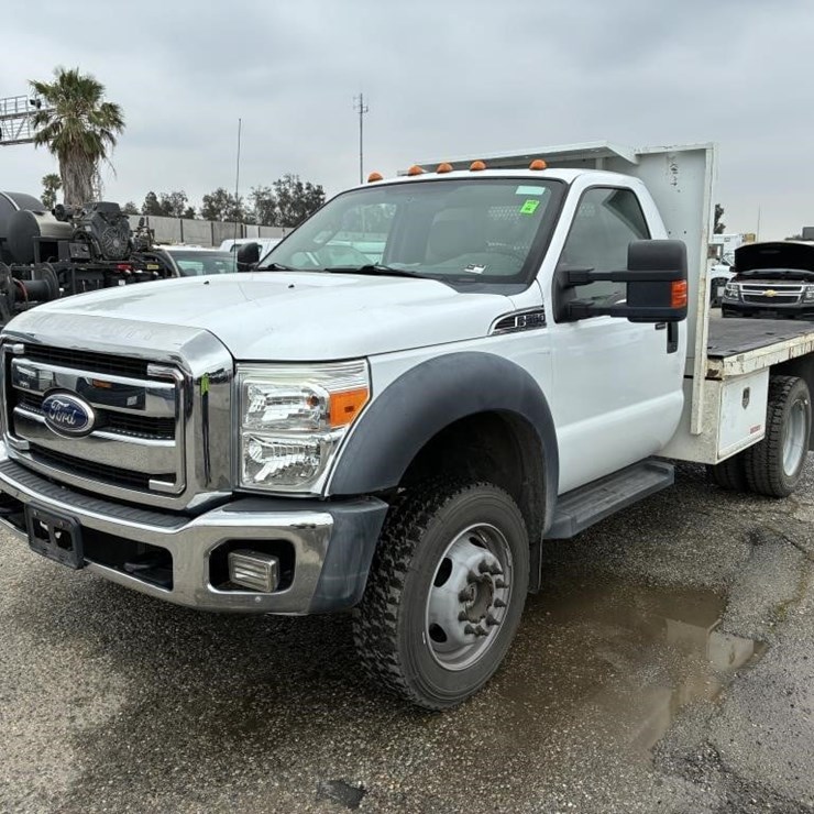2011 FORD F550