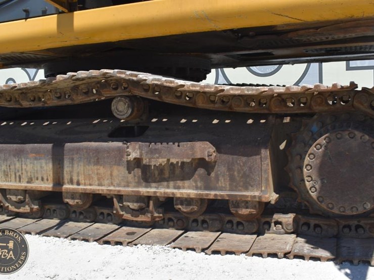 2010-deere-350d-lc-image-40