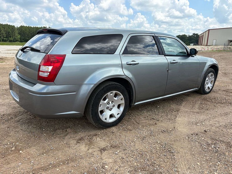 2007-dodge-magnum-4-door-wagon-(119,840-miles)-image-3