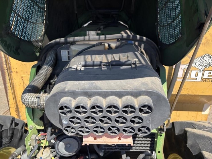 john-deere-6420-image-50