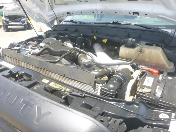 2012-ford-f550-image-23