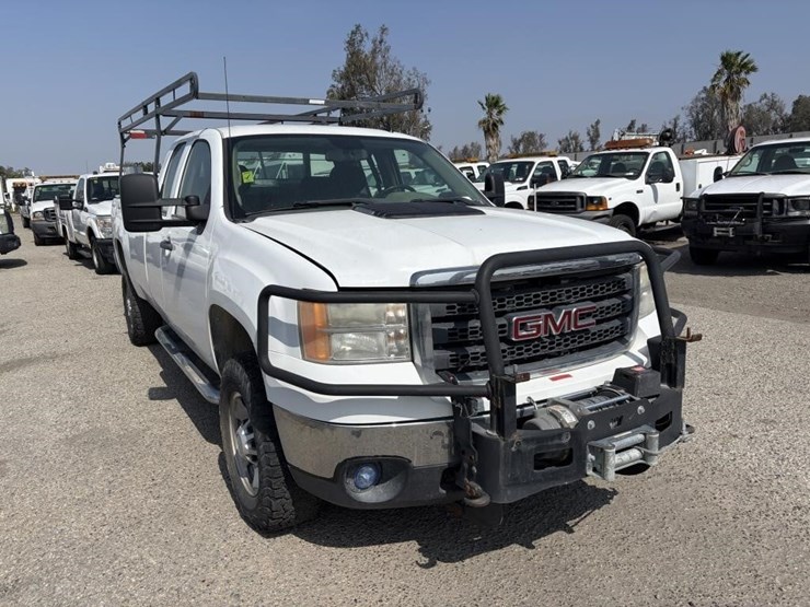 2012-gmc-2500hd-image-2