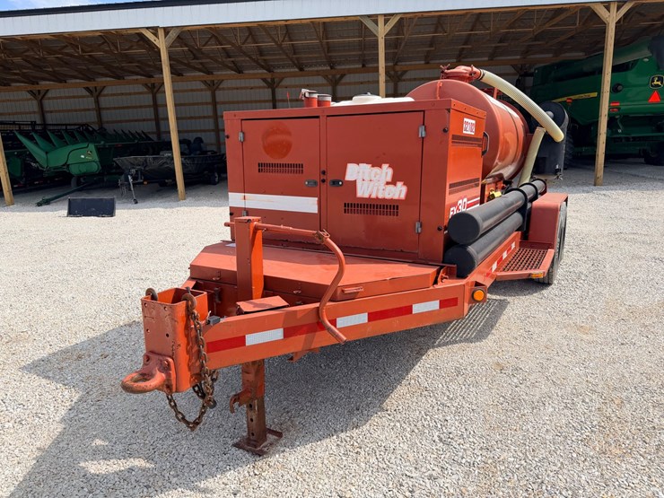 2004-ditch-witch-fx30-image-2