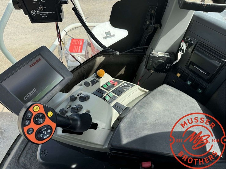 2014-claas-jaguar-970-image-114