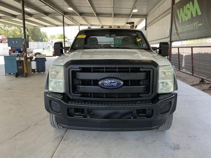 2016-ford-f550-image-3