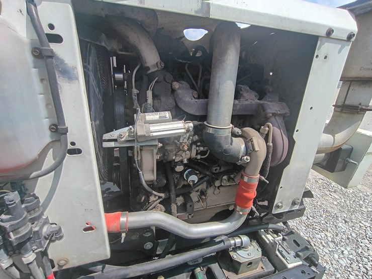 2015-international-durastar-4300-image-104