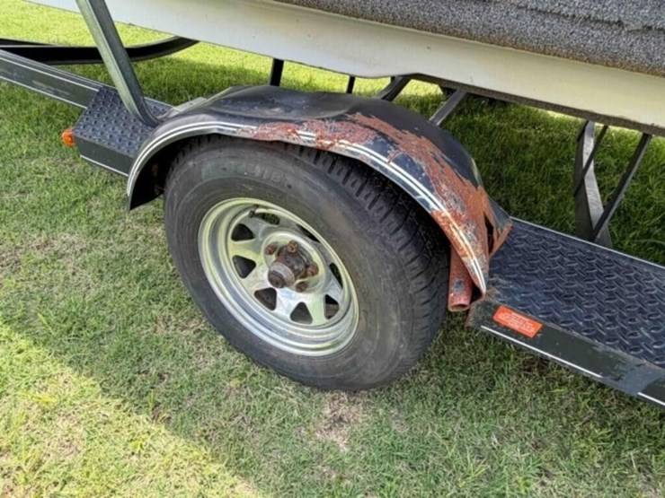 1991-galaxie-19’-deck-boat-&-trailer-image-9