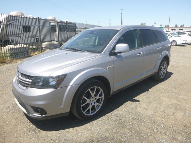 2018-dodge-journey-image-1