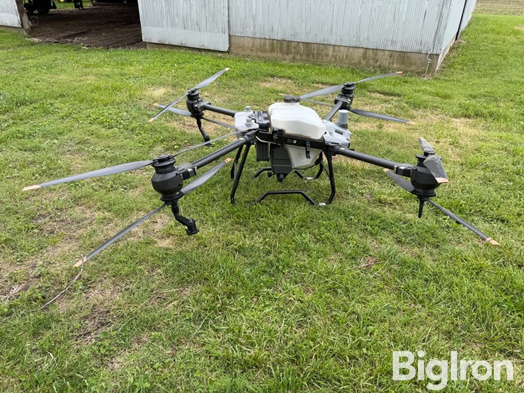 2024-dji-agras-t40-drone-image-4