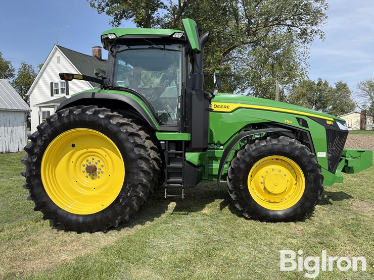2022-john-deere-8r-280-image-4