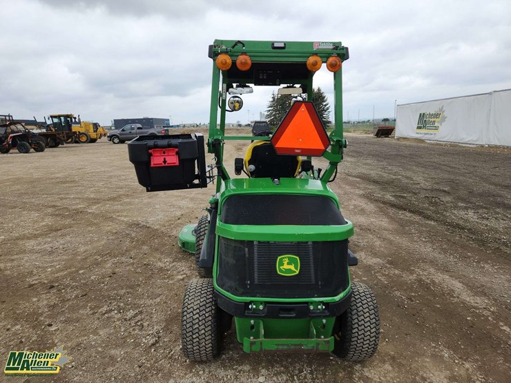 2019-john-deere-1580-image-4