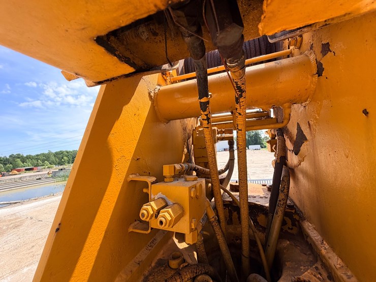 1986-caterpillar-3208-image-97