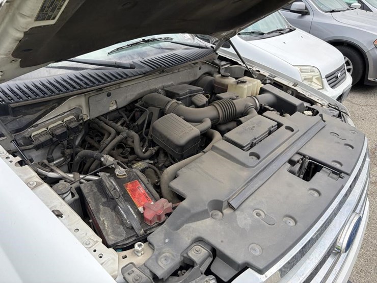 2009-ford-expedition-el-xlt-image-8