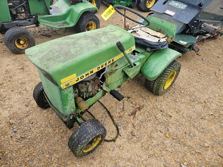 john-deere-70-image-1
