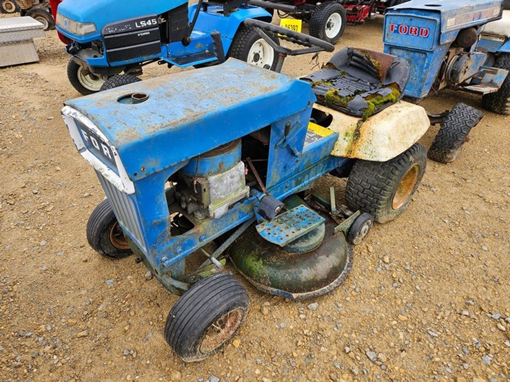 ford-tractor-image-1